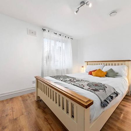 شقة 1Br Modern Flat On Edgware Rd Ed3 لندن المظهر الخارجي الصورة