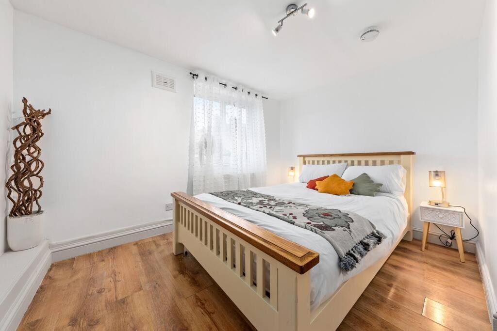 شقة 1Br Modern Flat On Edgware Rd Ed3 لندن المظهر الخارجي الصورة