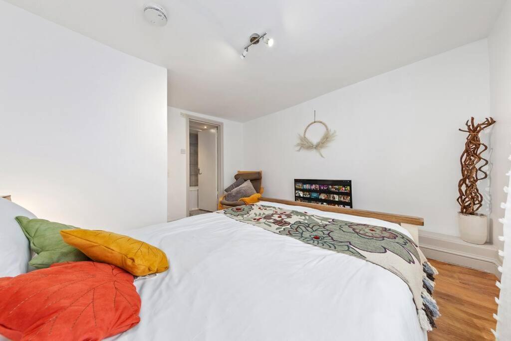 شقة 1Br Modern Flat On Edgware Rd Ed3 لندن المظهر الخارجي الصورة